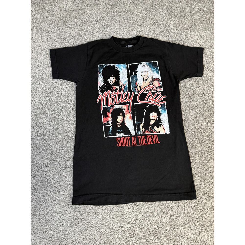 Motley Crue Shirt Mens Small Black Shout At The Devil Tagless American Classics